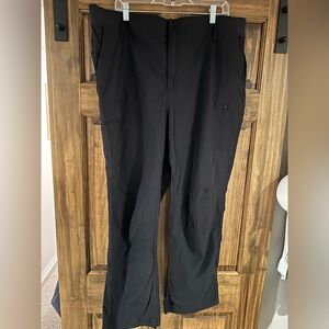 Athleta Trekkie Cargo Pants